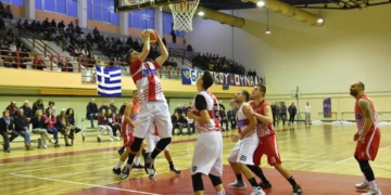 Φουλ για το 3×3 ο Μάκαρος