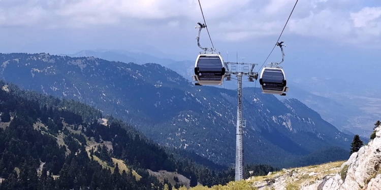 xionodromiko_parnassos_lift