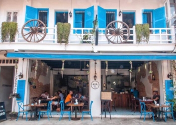 …Τούρκος άνοιξε 3 …ελληνικά εστιατόρια στην Καμπότζη!