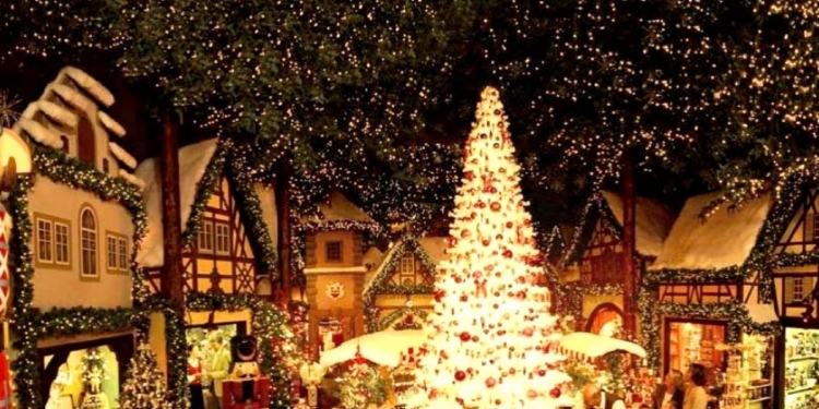 Οι μάνες του Χριστού και του Ταρού*