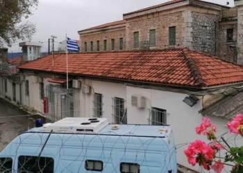 frouri_amfissas_iparnassos