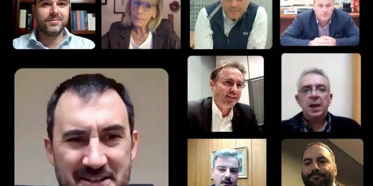 tilediaskeci syriza_iparnassos
