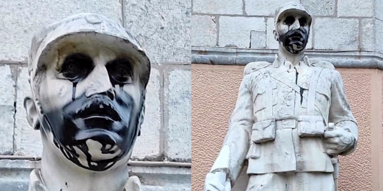 Βανδάλισαν τον Άγνωστο Στρατιώτη στη Λιβαδειά!