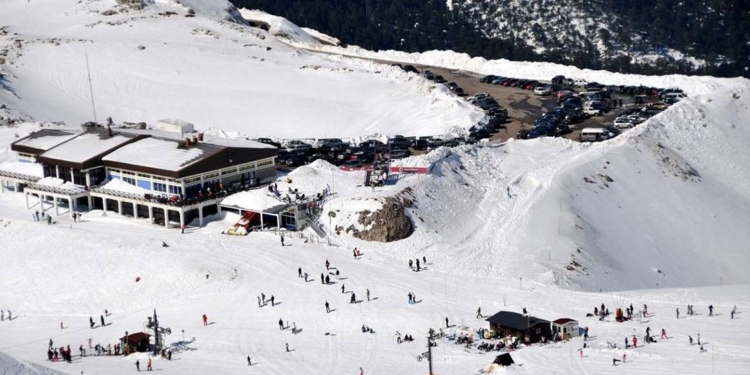 xionodromiko_kentro_parnassou_iparnassos