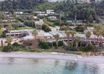 Συνάντηση Ζεκεντέ στο Παρακαταθηκών για το Καλυψώ στην Αρκίτσα