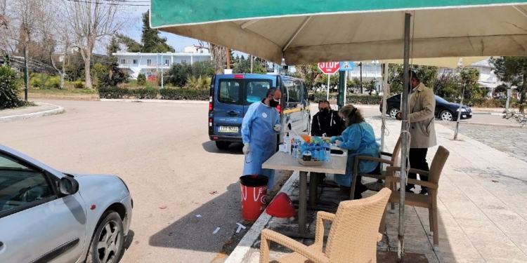 31 νέα θετικά σε Μαλεσίνα και Λιβανάτες