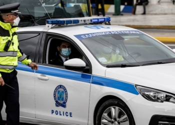 Τον πιάσανε επ αυτοφώρω να κλέβει κοντέινερ επιχείρησης στη Λαμία