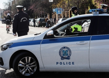 Σύλληψη για χονδρεμπόριο λαθραίων τσιγάρων στη Θήβα