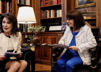 Στην Άμφισσα Πρόεδρος της Δημοκρατίας και Γ. Αγγελοπούλου