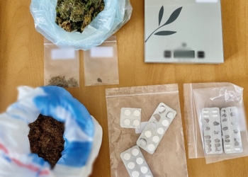 Συνελήφθη στη Λαμία με χασίς και χάπια