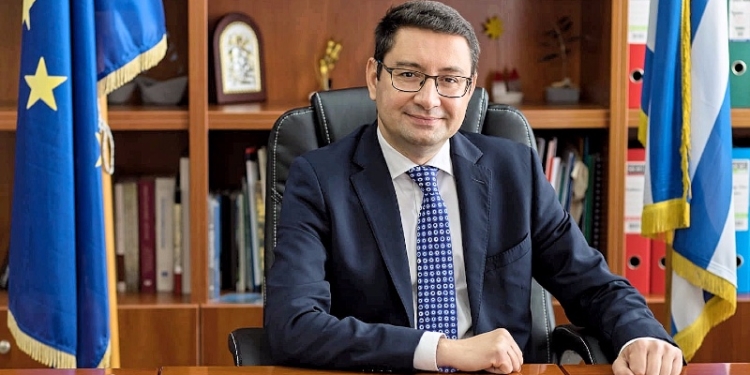 “Ευθύνη όλων να προχωρήσει ο εμβολιασμός”