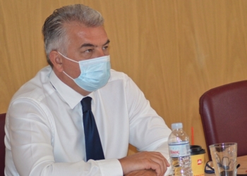 Δραματικές ώρες στη Φωκίδα: Εκκενώνονται Άγιοι Πάντες και Πάνορμο