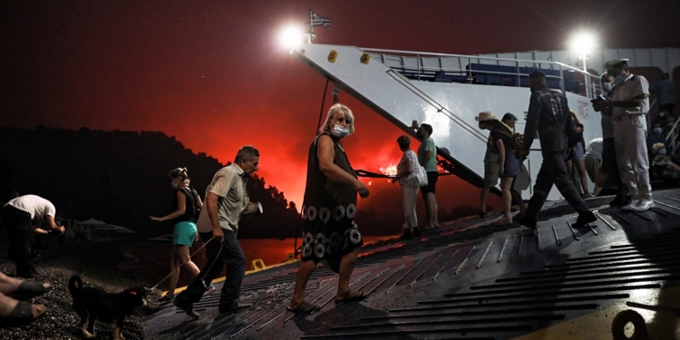 Καυστικός Σωτηρόπουλος προς ΠΕ Βοιωτίας για τη φιλοξενία των πυρόπληκτων!