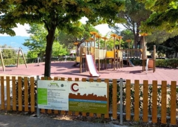 Αναβάθμιση τριών παιδικών χαρών του Δήμου Αμφίκλειας – Ελάτειας