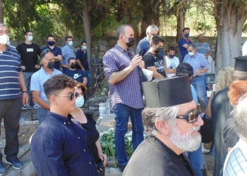 Γιάννης Πάλλας:”Kάνεις δεν αγιάζει στον τόπο του”