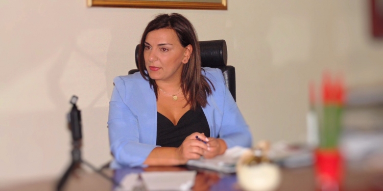 Δια ζώσης συμβούλιο με σημαντικά θέματα