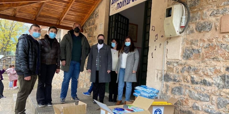 Σημαντική χορηγία των «Γιατρών του Κόσμου» σε σχολεία της Δ.Ε. Παρνασσού