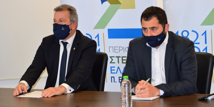 Παρουσίασε τα λιμενικά έργα στην Ιτέα ο Φ. Σπανός