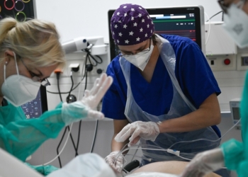 Ολοταχώς για ανοσία αγέλης και στη Στερεά. 1.551 κρούσματα!