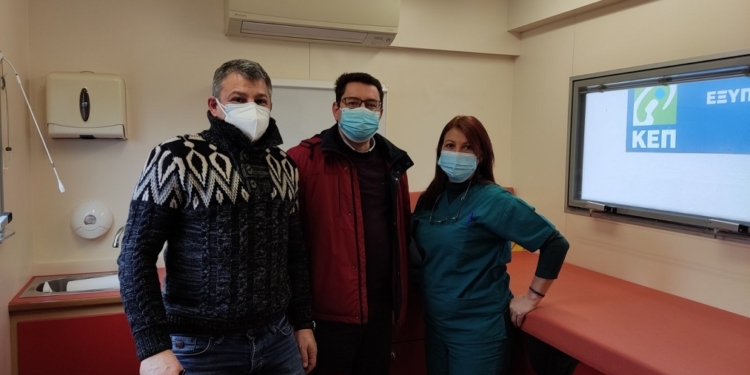 Εμβολιασμοί από κινητή εμβολιαστική μονάδα στο Δήμο Λοκρών