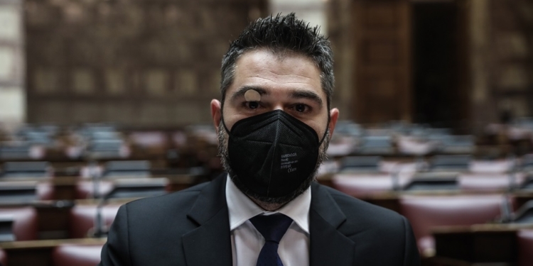 Γ. Σαρακιώτης στη Βουλή:«Όσο η Κυβέρνηση κοιμόταν τον ύπνο του δικαίου, η ακρίβεια κάλπαζε»