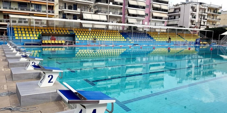 Οκτώ νέοι βατήρες τοποθετήθηκαν στο κολυμβητήριο της Ιτέας