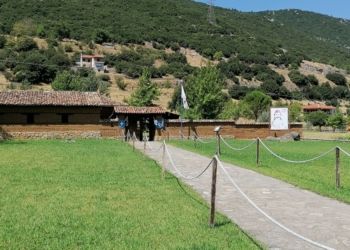 “Ιστορική ασέβεια για το Χάνι της Γραβιάς”!