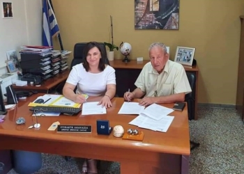 Υπογραφή σύμβασης για εργασίες στο δίκτυο ύδρευσης Αμφίκλειας