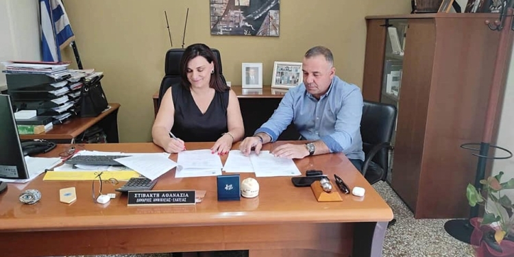 Σύμβαση για βελτίωση στο Γυμνάσιο-Λύκειο Ελάτειας