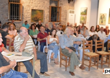 Η  συζήτηση στην Τιθορέα για τον Υ/Σ (video& φωτο)