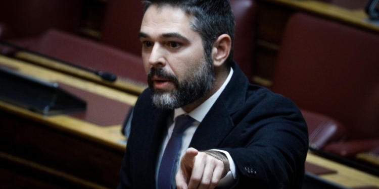 «Είναι καιρός να παρακολουθήσετε και… την κατάσταση στο Νοσοκομείο Λαμίας!»