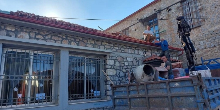 Παρεμβάσεις σε σχολικές μονάδες της Αμφίκλειας