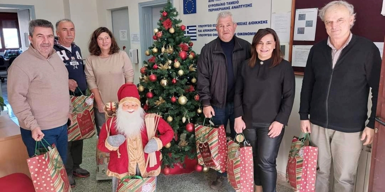 200 Δέματα Αγάπης μοίρασε ο Δήμος Αμφίκλειας – Ελάτειας