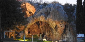 Η Φάτνη των ευχών και της γέννησης της αγάπης (VIDEO)