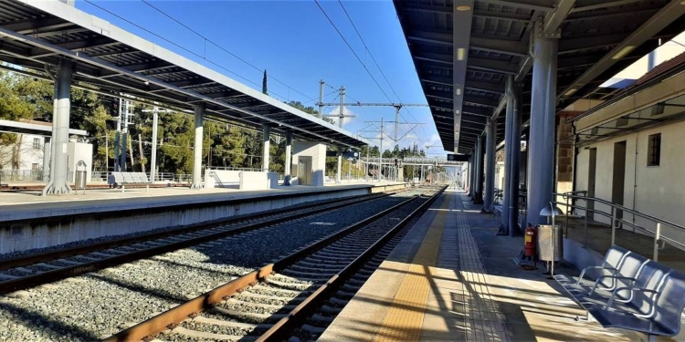 Χωρίς τρένα και αύριο Σάββατο