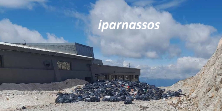 Σκουπιδότοπος στα Κελλάρια στον Παρνασσό