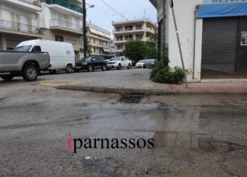 Ακαθάριστα φρεάτια σε κομβικό σημείο της Λιβαδειάς