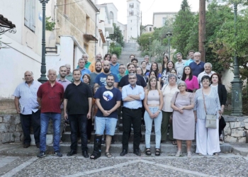 Παρουσιάστηκε το ψηφοδέλτιο της ΛΑ.ΣΥ. Δελφών