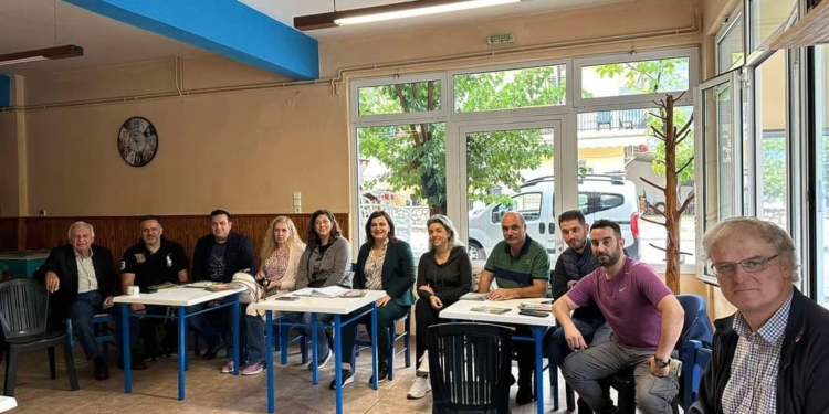 Επίσκεψη του συνδυασμού “Ένας Δήμος… Ένα Μέλλον!” στον συνοικισμό Κουμπουριανών της Αμφίκλειας￼