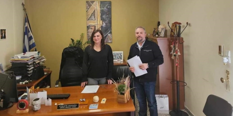 Υπεγράφη η σύμβαση για την ανάπλαση της κεντρικής πλατείας Ελάτειας