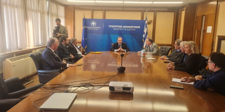 Η επίσκεψη της Γ.Πούλου στο Υπ.Δικαιοσύνης