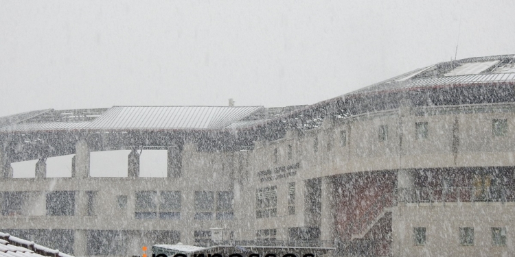 Η χιονόπτωση στην Λιβαδειά (Video)