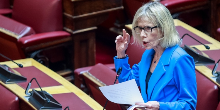 Γ. Πούλου: Να ρυθμιστούν άμεσα οι οφειλές προς τον ΕΦΚΑ