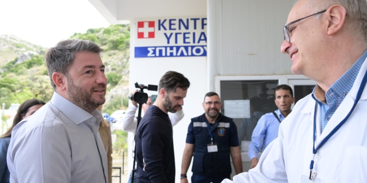 Ν Ανδρουλάκης: «Η κατάσταση στο ΕΣΥ είναι εκτός ελέγχου και η κυβέρνηση επιστρατεύει “μπαλώματα”»