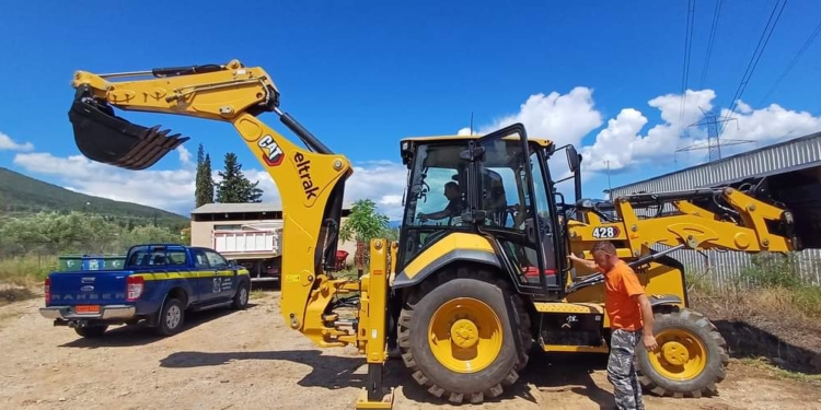 Εκσυγχρονίζεται ο στόλος του Δήμου Αμφίκλειας – Ελάτειας