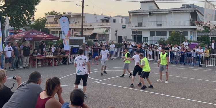 Με επιτυχία πραγματοποιήθηκε το διήμερο 1ο τουρνουά μπάσκετ 3on3 στη Ροδίτσα Λαμίας