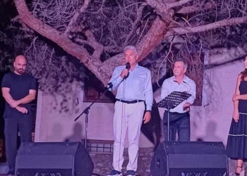 Μάγεψε το κοινό στο Γαλαξίδι η σπουδαία ερμηνεύτρια Σαβίνα Γιαννάτου