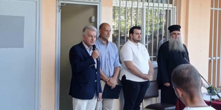 Στον αγιασμό του Λυκείου Άμφισσας ο Δήμαρχος Δελφών κ. Παναγιώτης Ταγκαλής