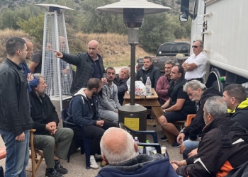 Η Ανανεωτική Δύναμη Δελφών στις απεργιακές κινητοποιήσεις του Σωματείου Επαγγελματιών Αυτοκινητιστών στην Εταιρία «ΔΕΛΦΟΙ – ΔΙΣΤΟΜΟ Α.Μ.Ε.»