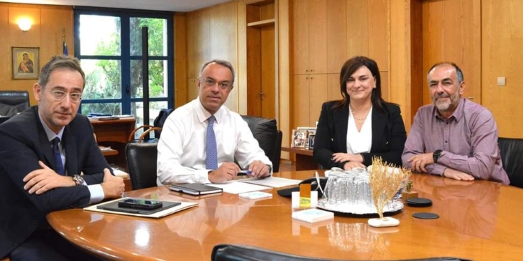 Παραχώρηση στον Δήμο Αμφίκλειας – Ελάτειας χώρων των Σιδηροδρομικών Σταθμών Τιθορέας & Αμφίκλειας 